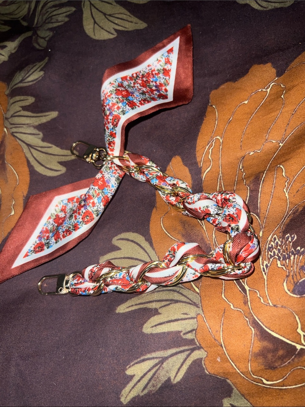 Gemelli Phone Chan Scarf